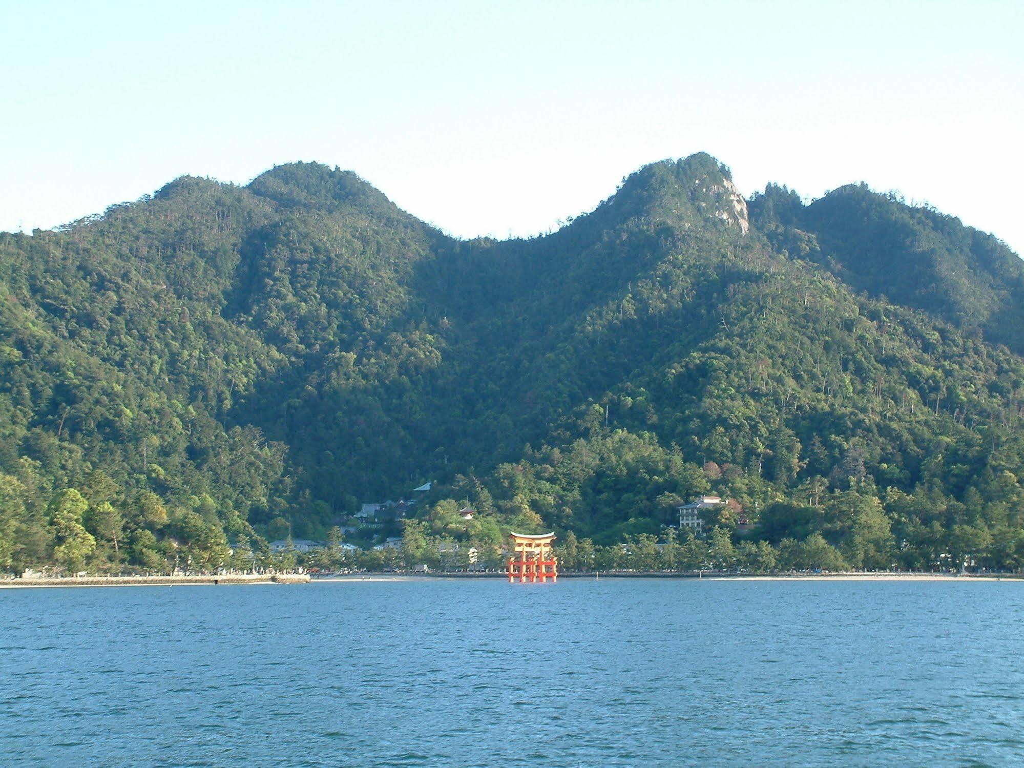 הצוקייצ'י Miyajima Hotel Makoto מראה חיצוני תמונה